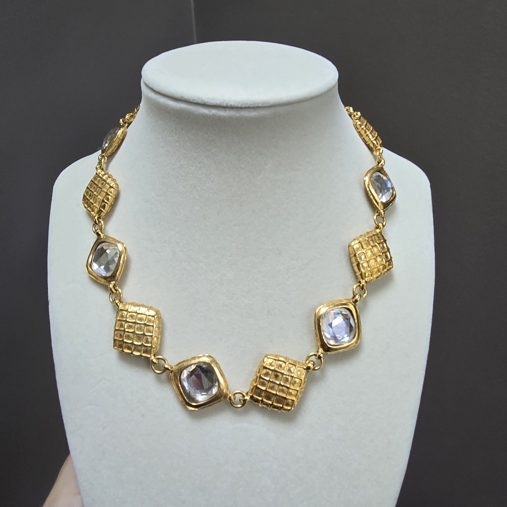 Chanel Waffle Diamond Clear Gripoix Necklace 16 In Vintage